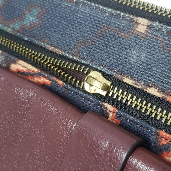 Fossil ptint blue canvas and leather crossbody bag - Picture 7 of 8